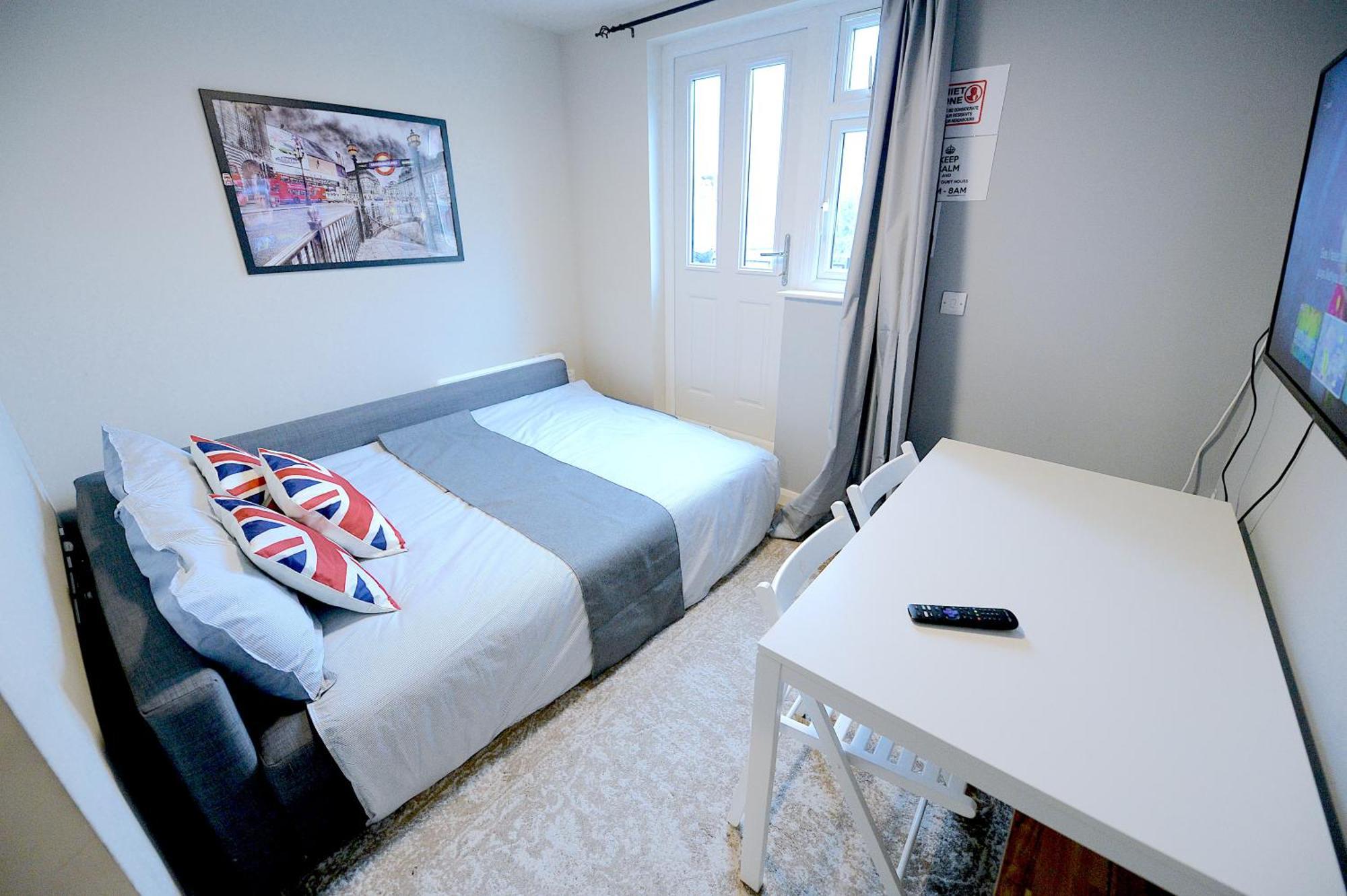 2 Bedroom Flat In Wood Green Piccadilly Line London Luaran gambar