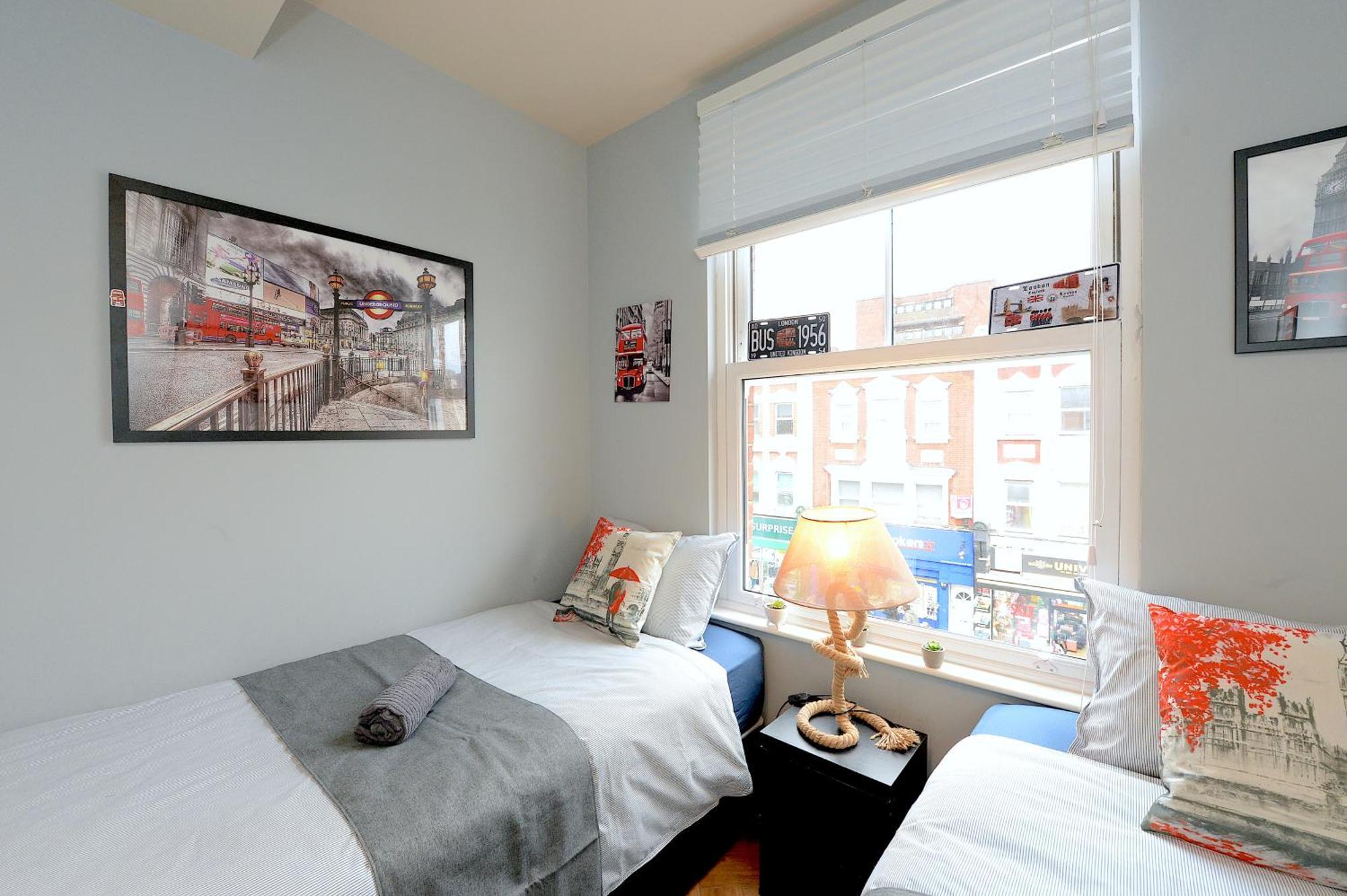 2 Bedroom Flat In Wood Green Piccadilly Line London Luaran gambar