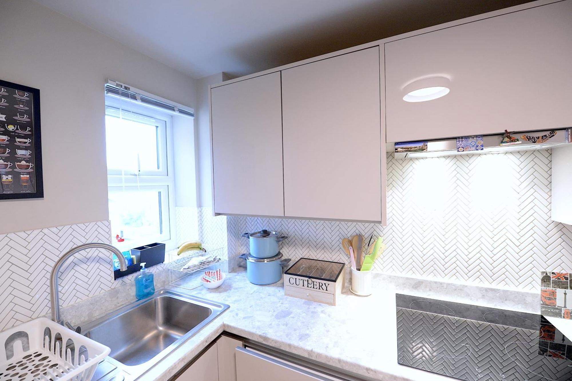 2 Bedroom Flat In Wood Green Piccadilly Line London Luaran gambar