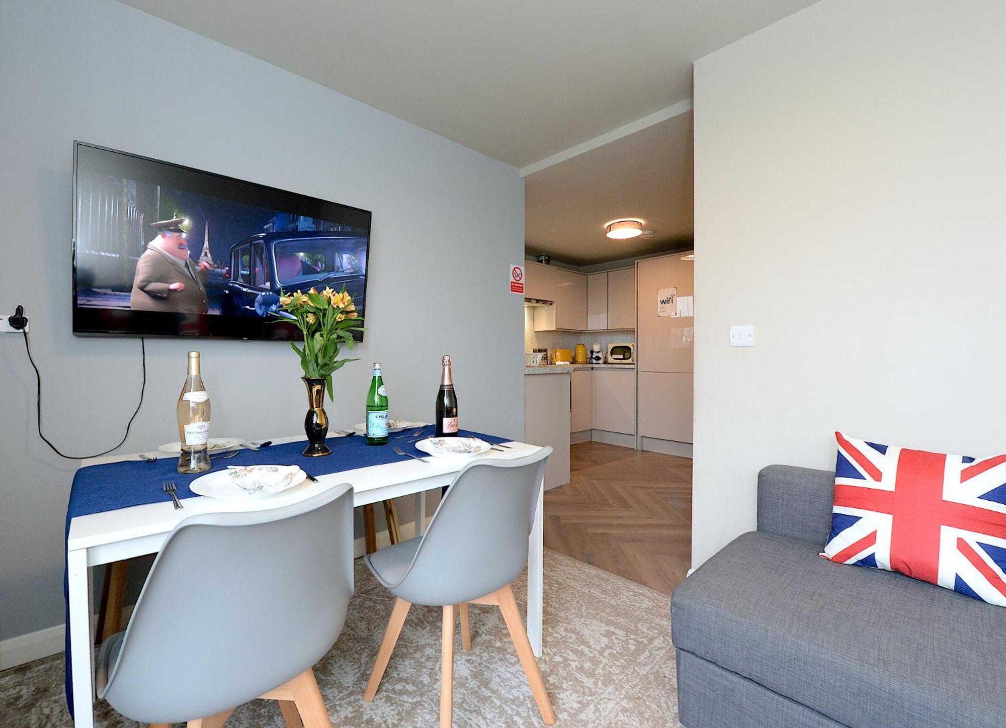 2 Bedroom Flat In Wood Green Piccadilly Line London Luaran gambar