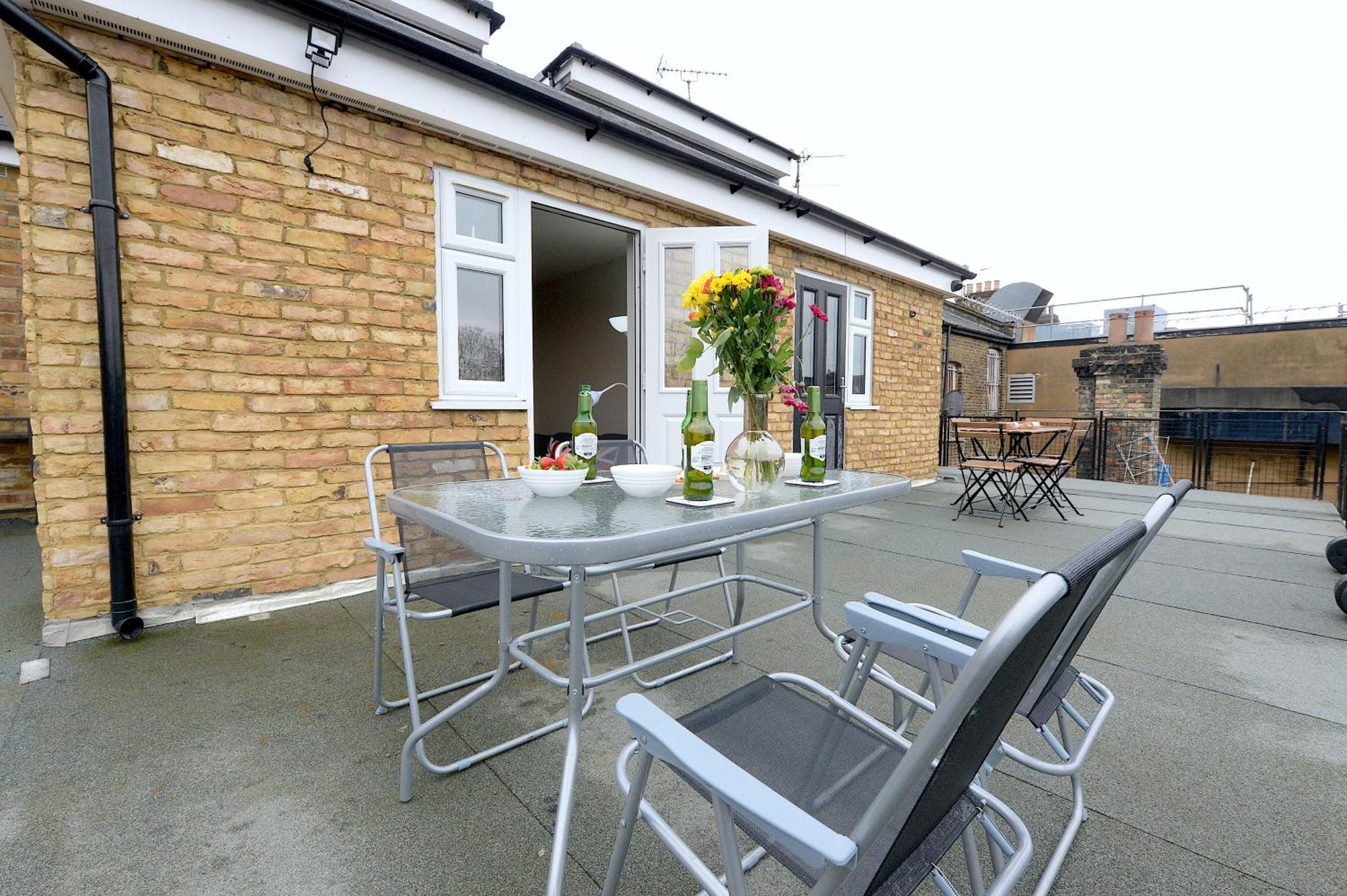 2 Bedroom Flat In Wood Green Piccadilly Line London Luaran gambar